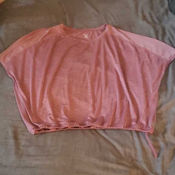 Workout shirt - Picture 1 of 3
